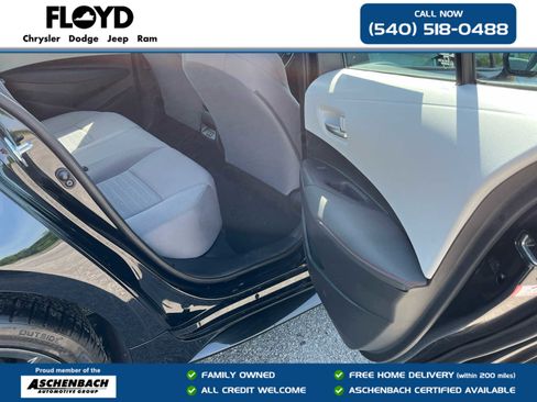 Used 2024 Toyota Corolla SE FWD image 29