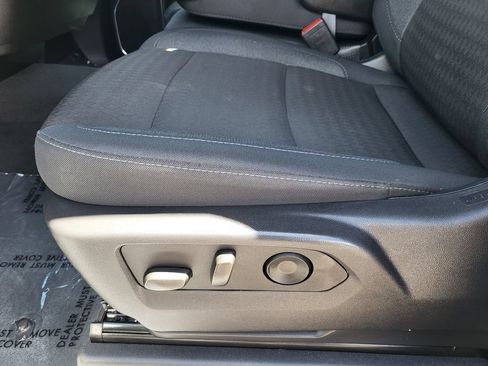 Used 2025 Chevrolet Silverado 2500 LT w/ Convenience Package AWD/4WD image 19