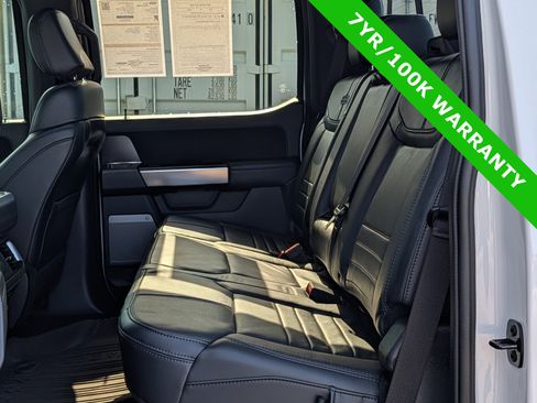 Certified 2024 Ford F150 Platinum w/ FX4 Off-Road Package AWD/4WD image 20