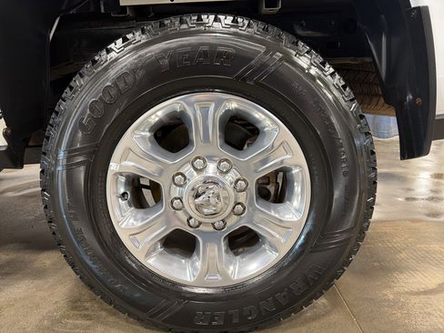 Used 2024 RAM 2500 Big Horn image 19