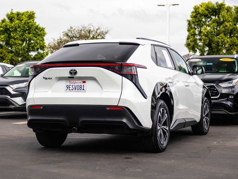 Certified 2023 Toyota bZ4X XLE w/ Weather Package image 10