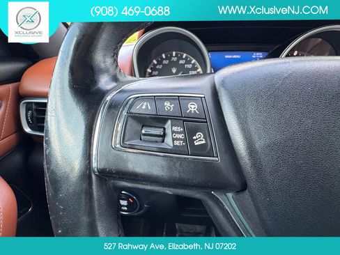 Used 2019 Maserati Levante GranLusso AWD/4WD image 12