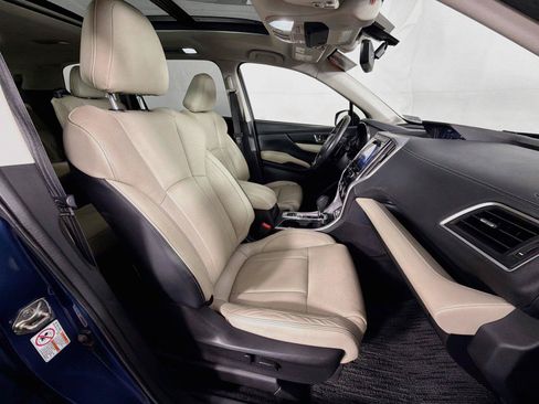 Used 2019 Subaru Ascent Limited AWD/4WD image 31