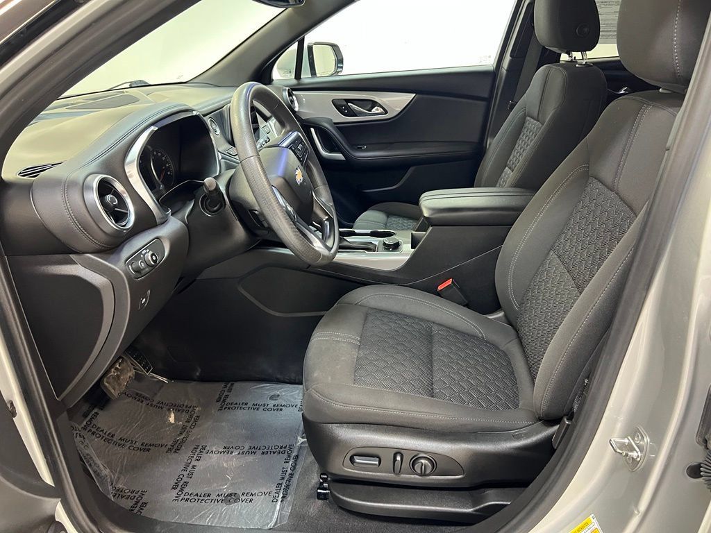 Used 2021 Chevrolet Blazer LT FWD image 15