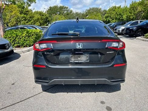 Used 2023 Honda Civic Sport image 5