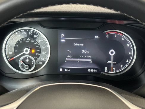 Used 2023 Genesis G70 2.0T RWD image 31