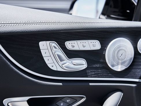 Used 2021 Mercedes-Benz E 53 AMG 4MATIC Cabriolet image 25