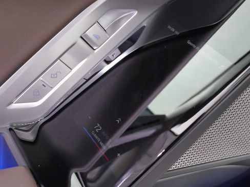 Used 2024 BMW 740i xDrive w/ Premium Package image 35