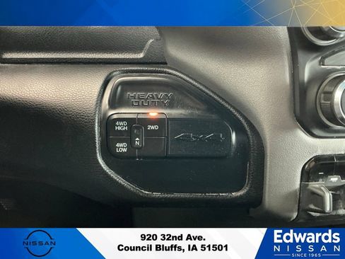 Used 2024 RAM 2500 Big Horn AWD/4WD image 25