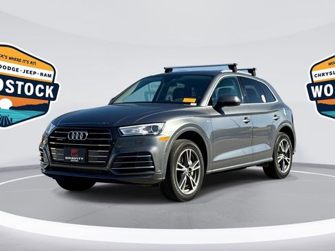 Used 2020 Audi Q5 e Premium w/ Convenience Package image 1
