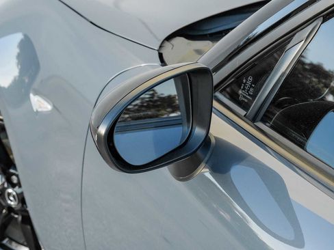 Used 2020 MAZDA MX-5 Miata Club image 42