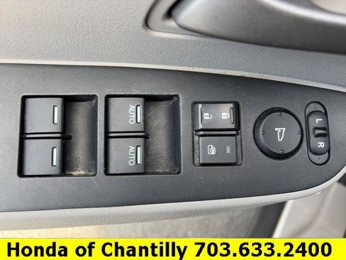 Used 2012 Honda Odyssey EX image 19