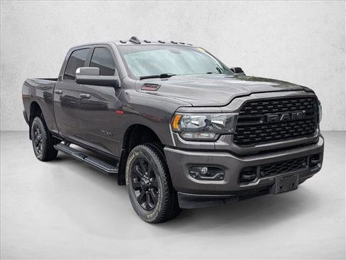Used 2022 RAM 2500 Big Horn w/ Night Edition AWD/4WD image 4