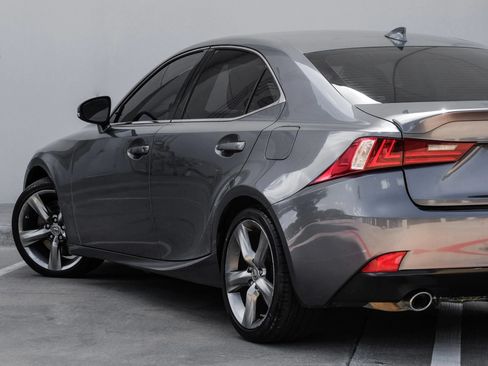 Used 2015 Lexus IS 350 w/ Navigation System Package RWD image 8