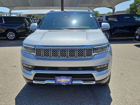 Used 2022 Jeep Grand Wagoneer Series I AWD/4WD image 3