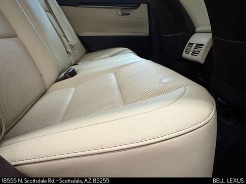 Used 2016 Lexus ES 350 w/ Navigation System Package FWD image 25