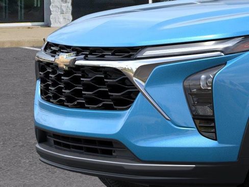 New 2026 Chevrolet Trax LT w/ Driver Confidence Package FWD image 13