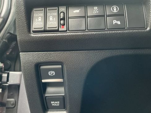Used 2023 Honda Odyssey Elite image 25