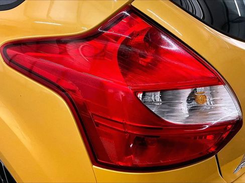 Used 2012 Ford Focus SE image 28