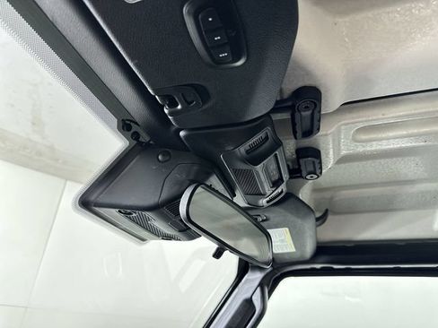 Used 2024 Jeep Wrangler Sport AWD/4WD image 19