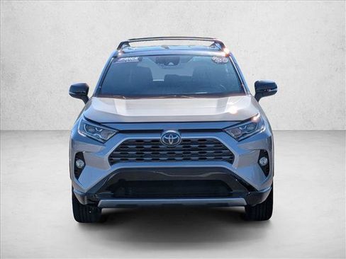 Used 2020 Toyota RAV4 XSE image 2