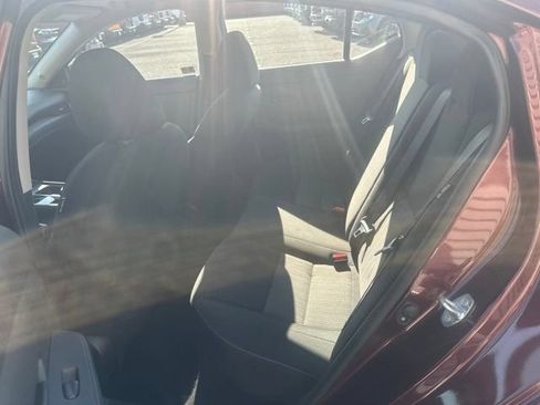 Used 2025 Nissan Sentra SV FWD image 27