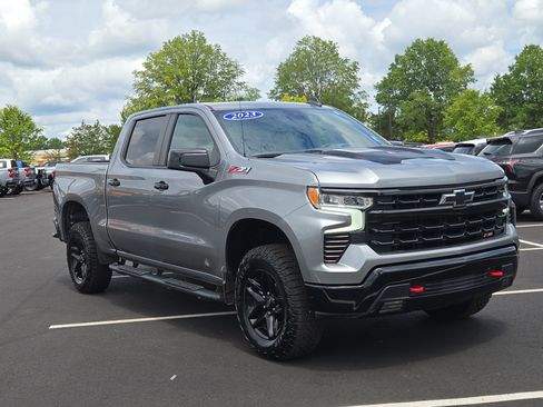 Used 2023 Chevrolet Silverado 1500 LT Trail Boss AWD/4WD image 4