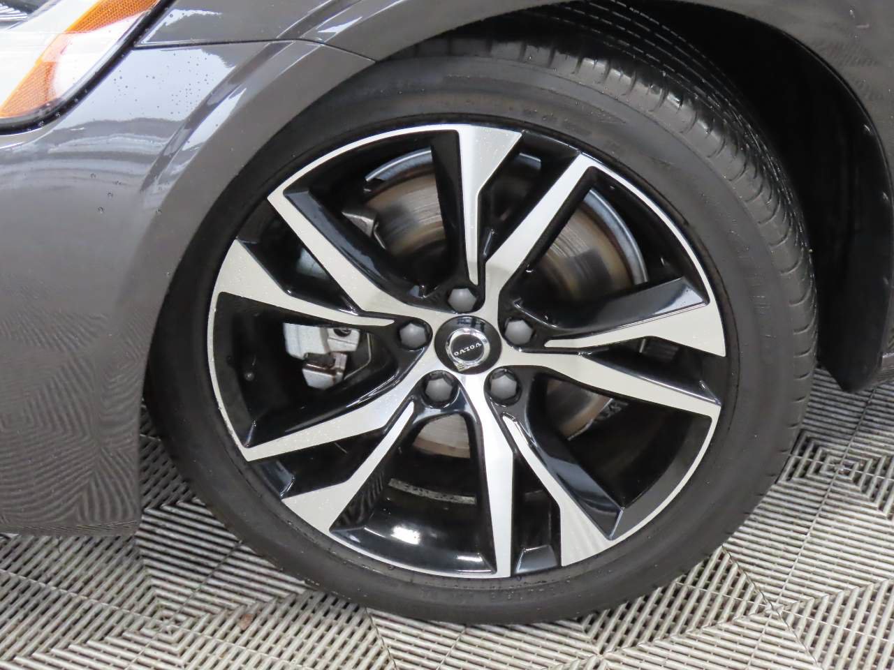 Used 2024 Volvo S60 B5 Core FWD image 5