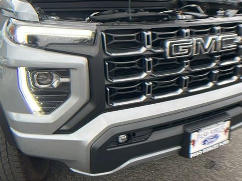 Used 2023 GMC Canyon AT4 w/ AT4 Premium Package AWD/4WD image 11