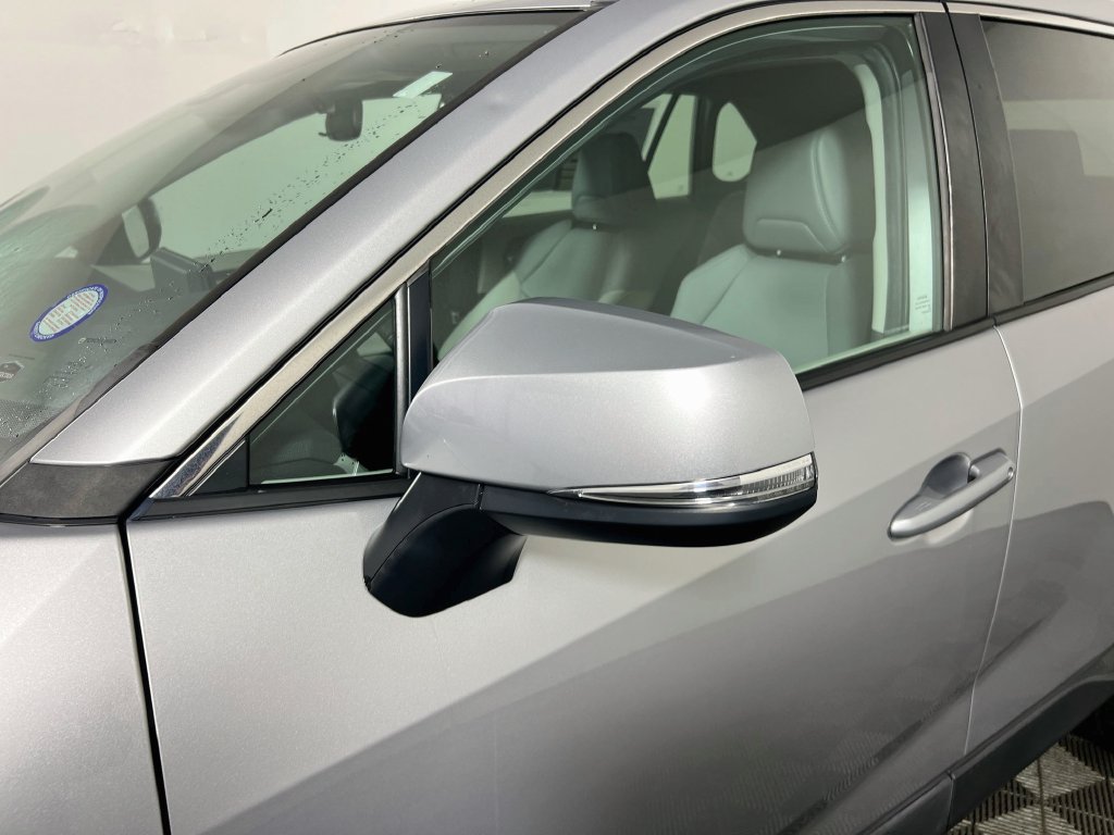 Used 2022 Toyota RAV4 XLE Premium FWD image 12