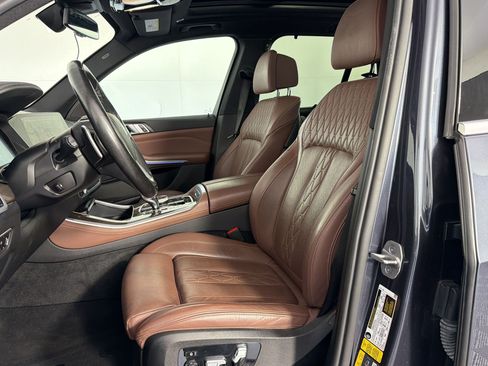 Used 2022 BMW X5 xDrive45e w/ Executive Package AWD/4WD image 5
