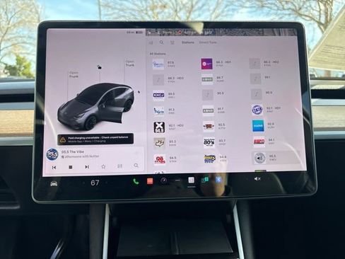 Used 2021 Tesla Model Y Long Range image 17