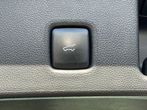 Used 2024 Ford Escape ST-Line image 24