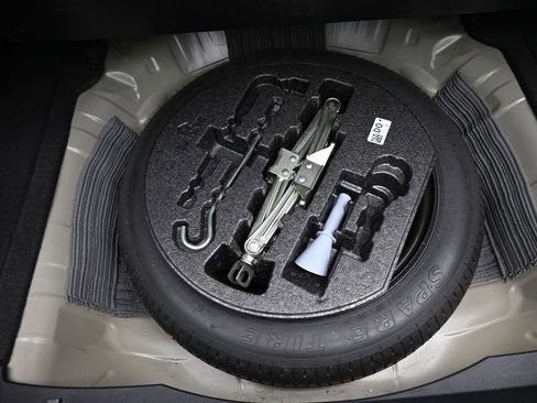 Certified 2023 Honda Civic Touring image 23