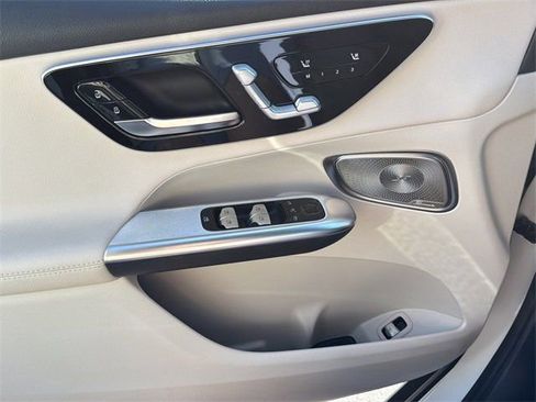 New 2026 Mercedes-Benz GLC 300 4MATIC image 21