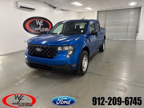 New 2025 Ford Maverick XL image 1