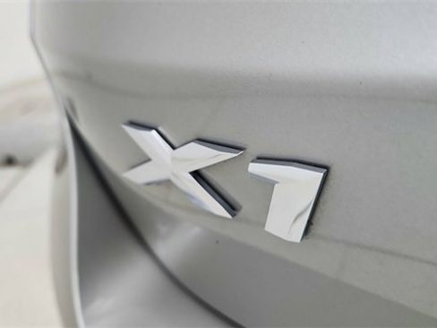 Used 2024 BMW X1 xDrive28i w/ Premium Package image 17