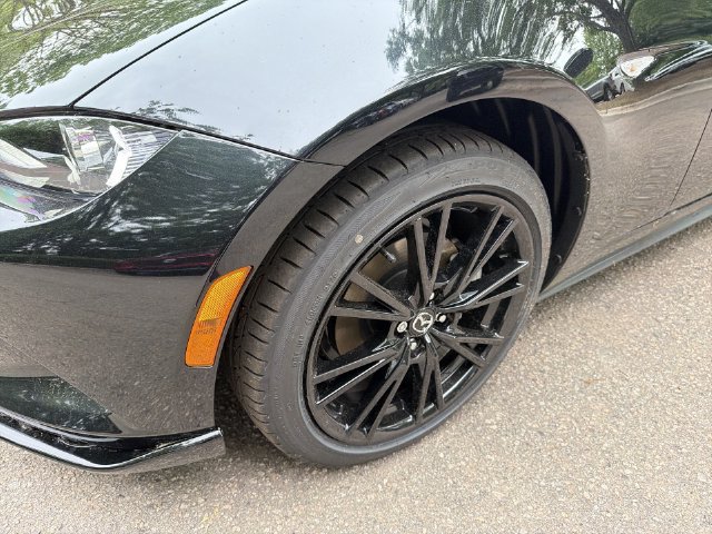 New 2026 MAZDA MX-5 Miata Club w/ Interior Package RWD image 10