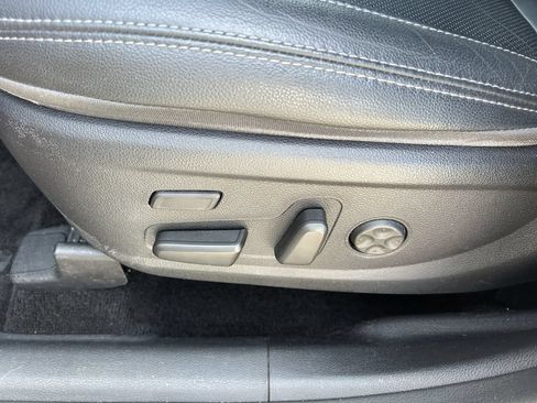 Used 2020 Hyundai Santa Fe Limited AWD/4WD image 25