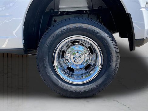 New 2026 RAM 3500 Tradesman AWD/4WD image 34