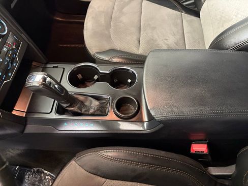 Used 2017 Ford Explorer XLT w/ Equipment Group 202A image 57