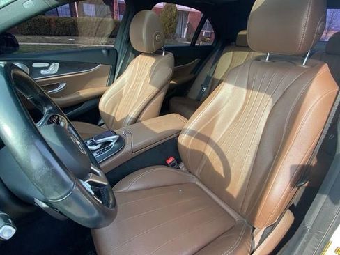 Used 2019 Mercedes-Benz E 450 4MATIC Sedan w/ Driver Assistance Package image 9