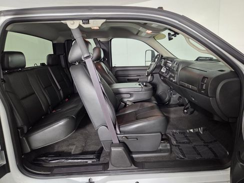 Used 2013 Chevrolet Silverado 3500 LT image 26