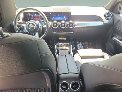 Certified 2026 Mercedes-Benz GLB 250 image 11