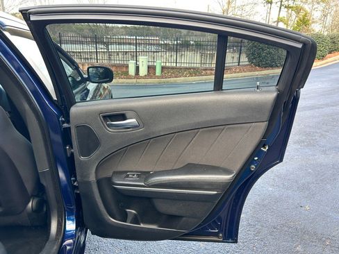 Used 2015 Dodge Charger SXT w/ Rallye Group image 33
