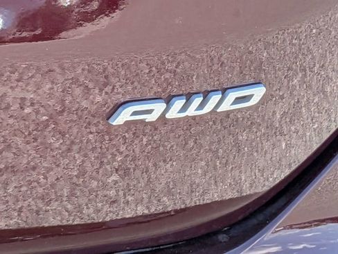 Used 2024 Ford Edge SEL image 10