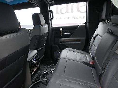 Used 2024 GMC Hummer EV 3X AWD/4WD image 23