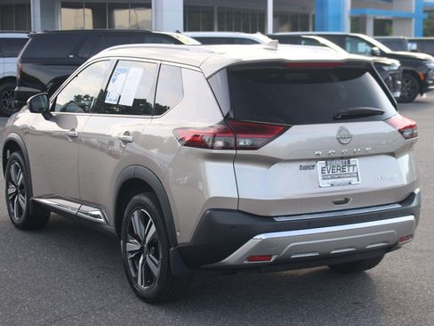 Used 2022 Nissan Rogue Platinum w/ Head-Up Display Package FWD image 5