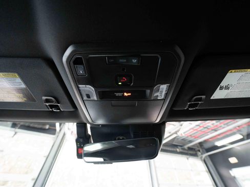 Certified 2025 Toyota Tacoma SR5 image 19