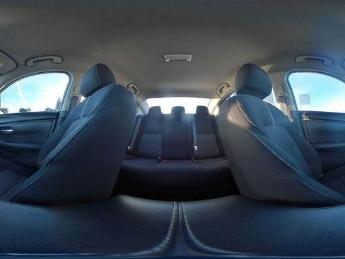 Used 2025 Nissan Sentra SV image 42